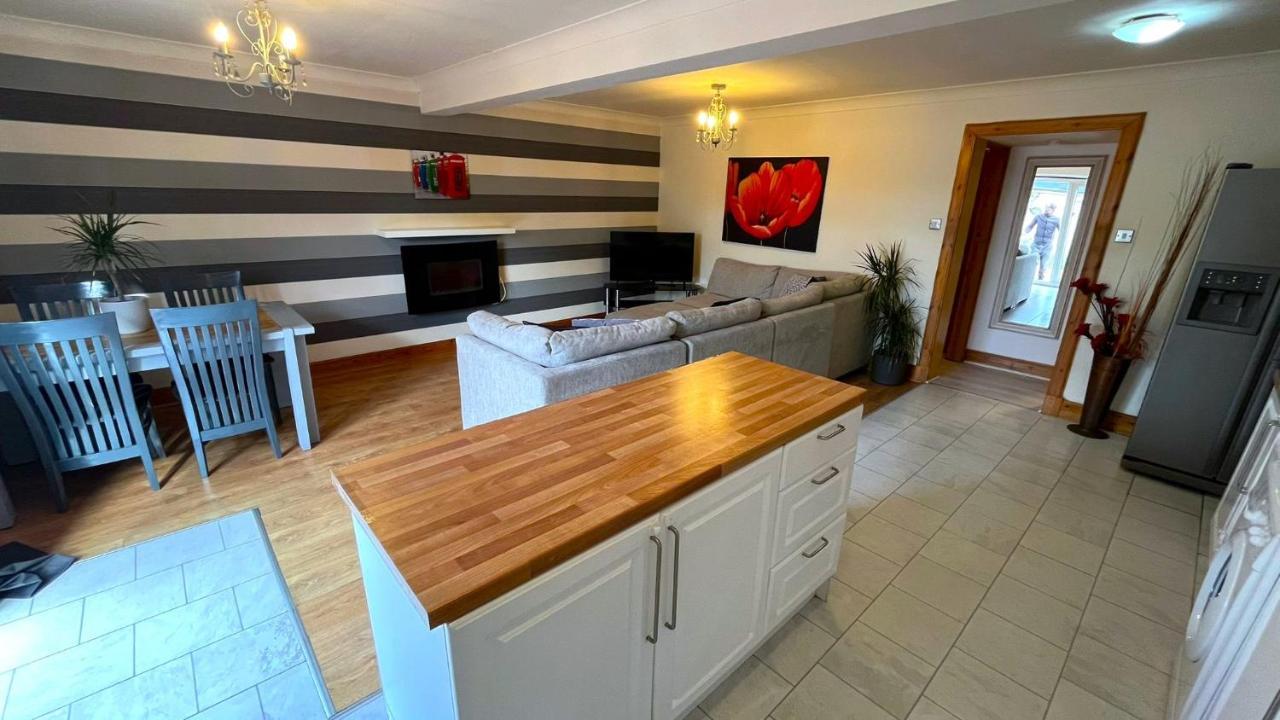 Elegant 2 Bedroom Chalet Edinburgh Luaran gambar