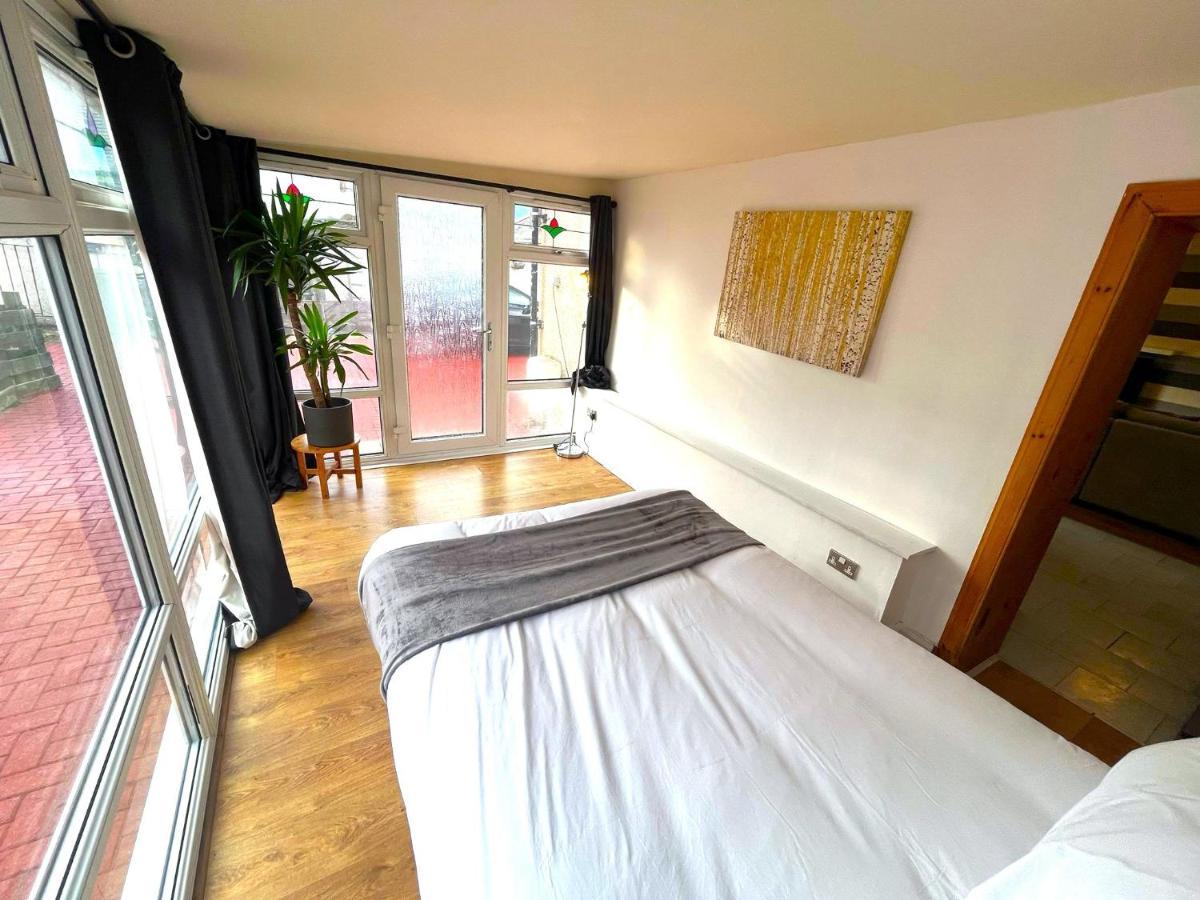 Elegant 2 Bedroom Chalet Edinburgh Luaran gambar